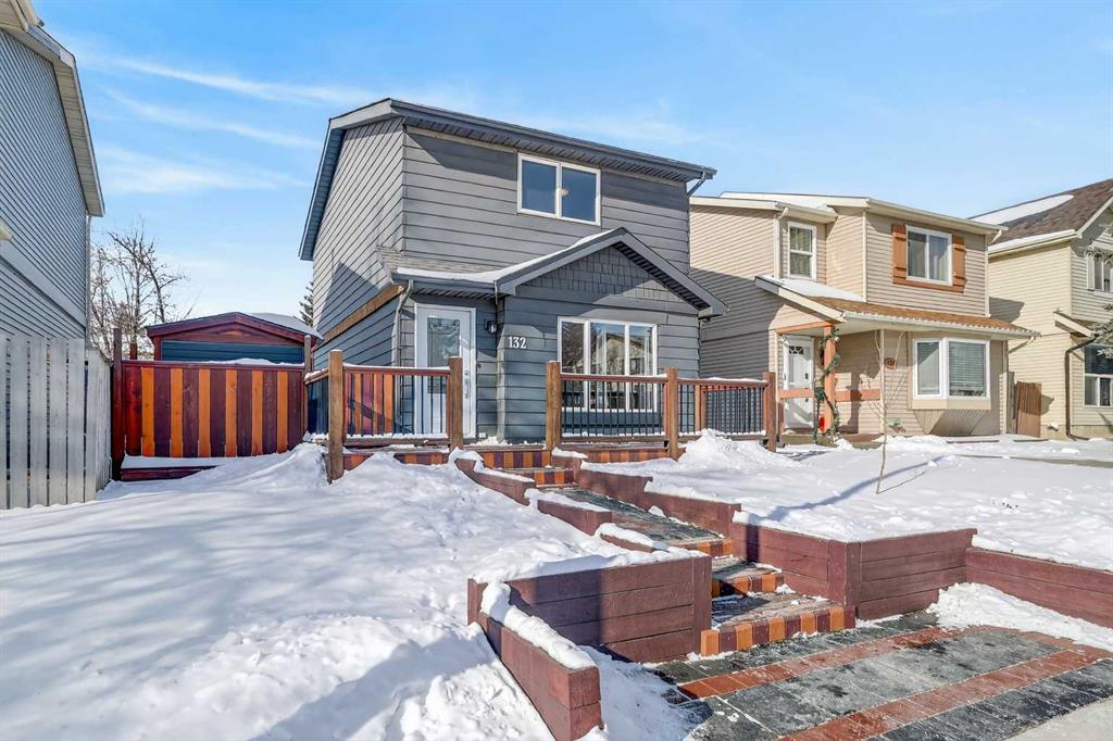 132 Erin Grove Close, Calgary, MLS® # A2287178