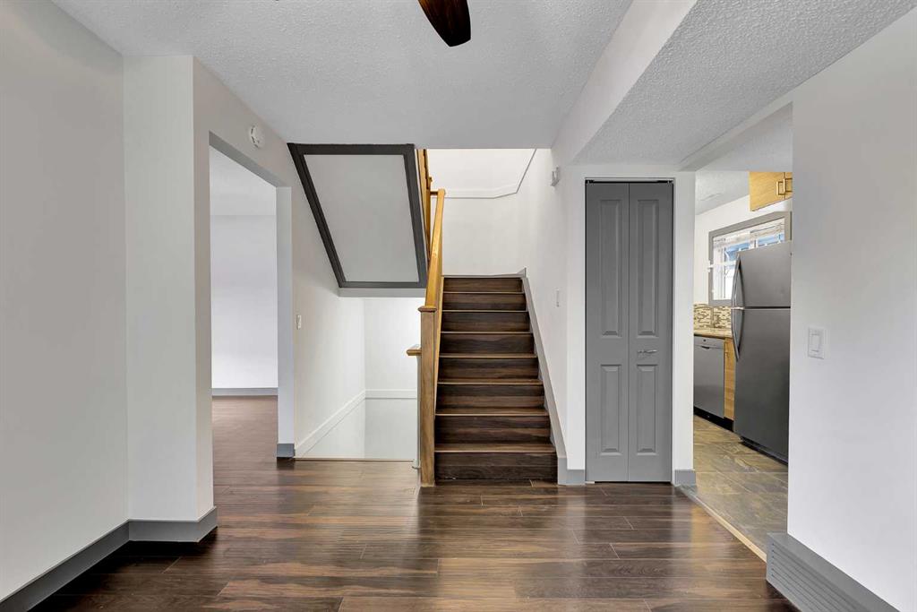 2520 Palliser Drive, Calgary, MLS® # A2287235