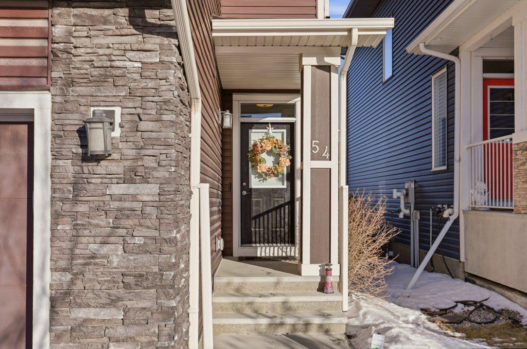 54 Crestbrook Drive, Calgary, MLS® # A2289098
