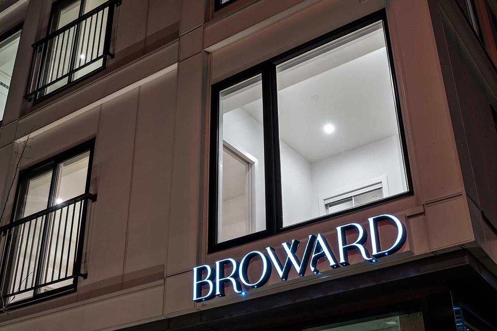 310 15 Avenue, Calgary, MLS® # A2289266