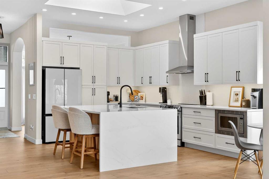 318 Mountain Park Drive, Calgary, MLS® # A2289303