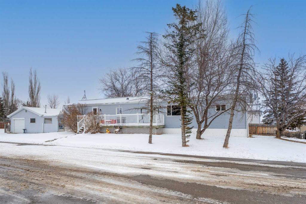 2 Westmount Drive, Cayley, MLS® # A2292999