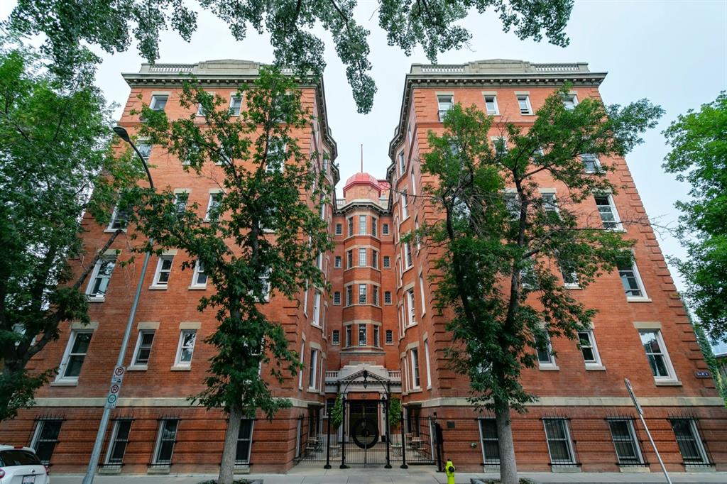 804 18 Avenue, Calgary, MLS® # A2293400