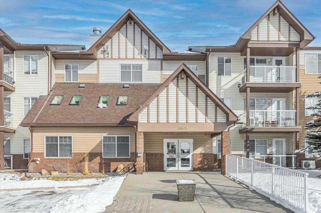 200 Community Way, Okotoks, MLS® # A2294242