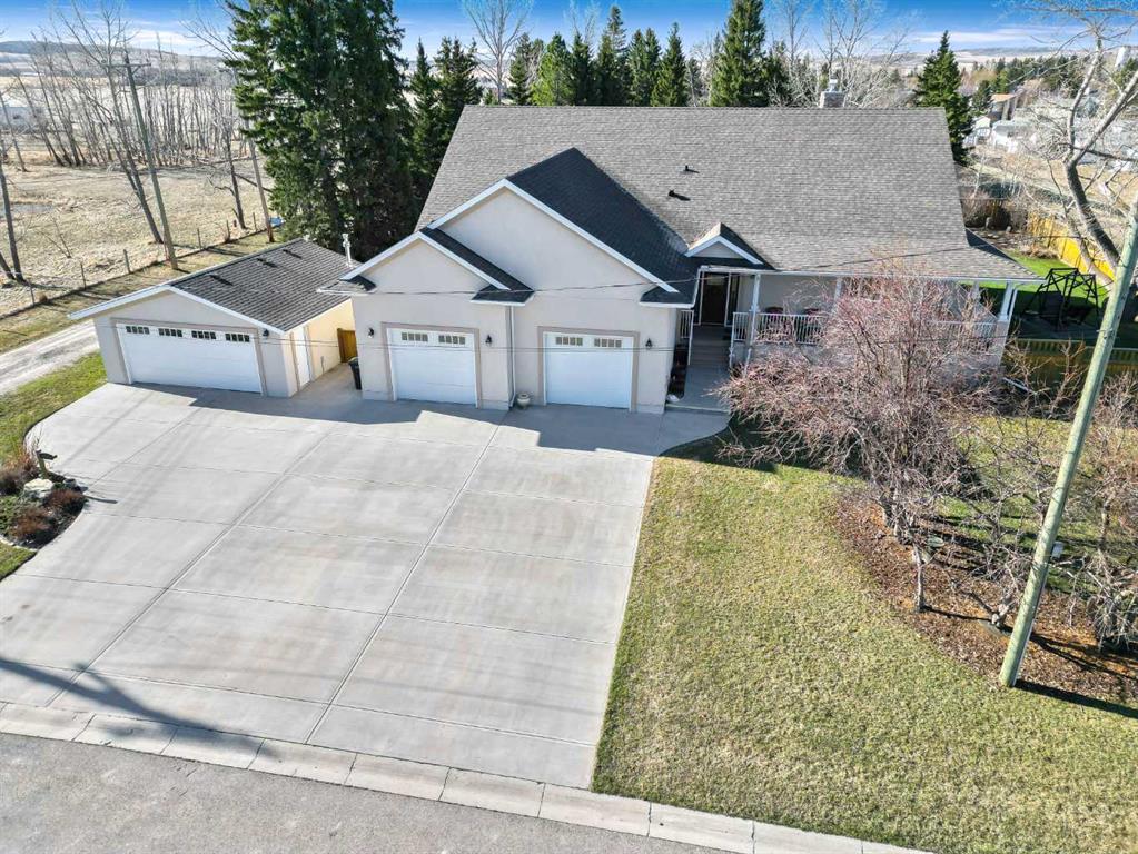 341 1 Avenue, Diamond Valley, MLS® # A2296785