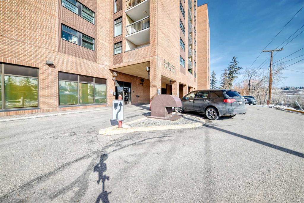 8604 48 Avenue, Calgary, MLS® # A2297637