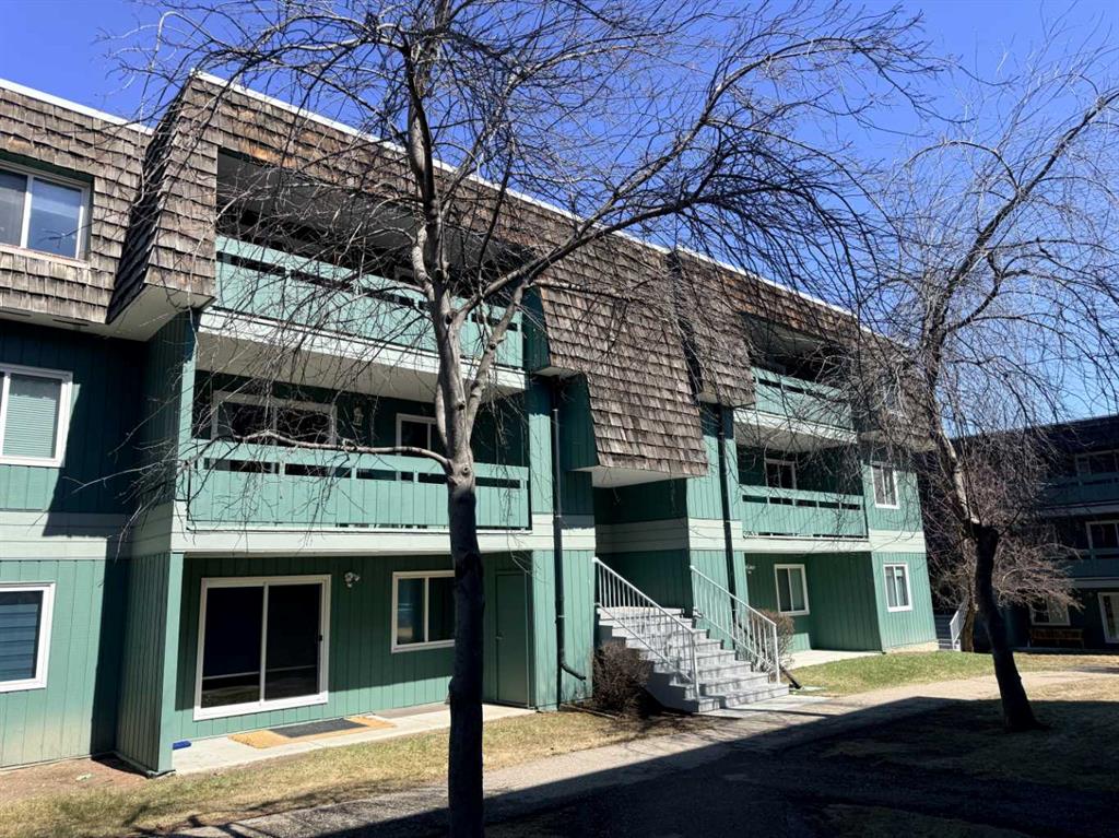 315 Southampton Drive, Calgary, MLS® # A2299407