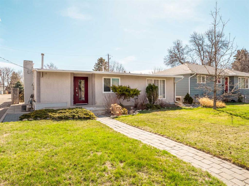 613 30 Street, Lethbridge, MLS® # A2301061