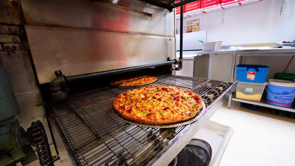 Real Estate Listing MLS A2302553