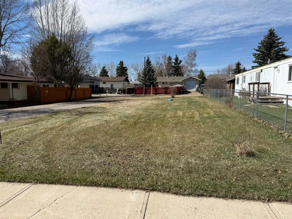 320 3 Street, Vulcan, MLS® # A2304182