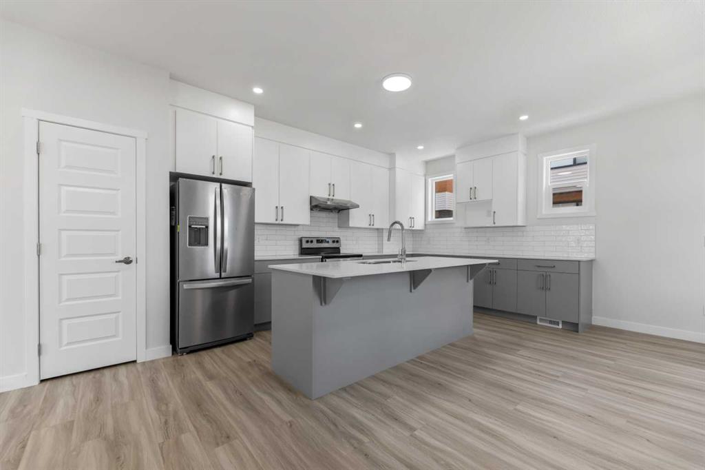 90 Corner Meadows Manor, Calgary, MLS® # A2304704