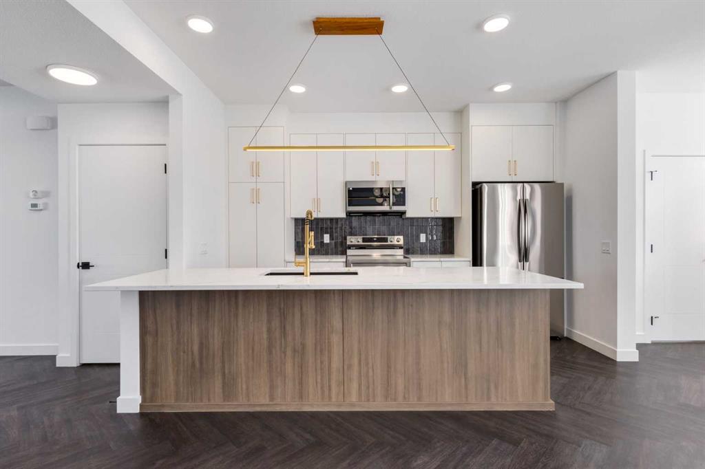 7126 Rangeview Avenue, Calgary, MLS® # A2305164