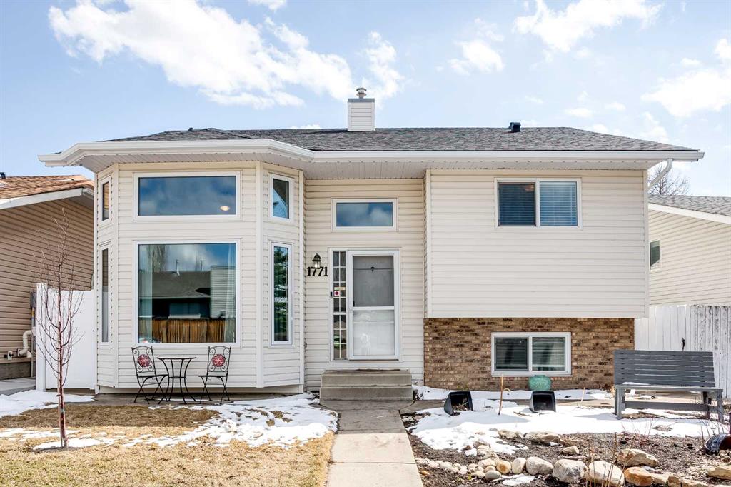 1771 Meadowbrook Drive, Airdrie, MLS® # A2306371