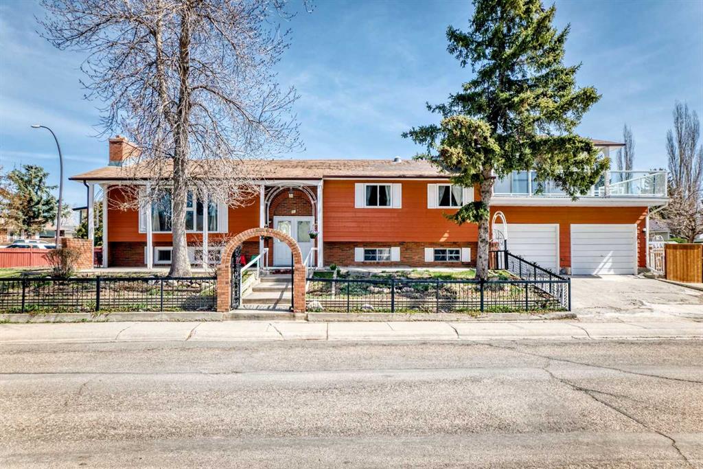 451 Huntbourne Hill, Calgary, MLS® # A2307579