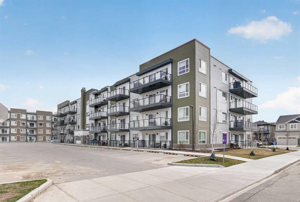 33 Carringham Gate, Calgary, MLS® # A2307634