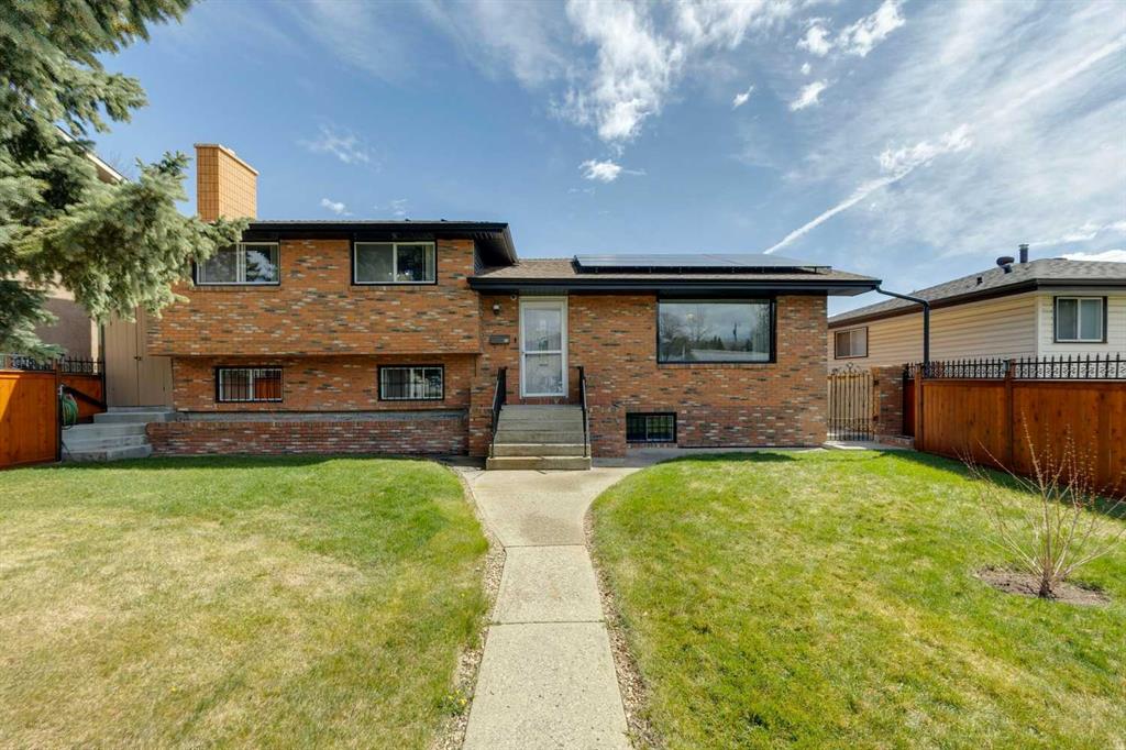 12 Huntwick Way, Calgary, MLS® # A2308217