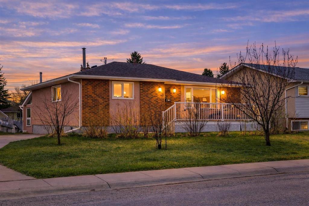 247 Huntford Way, Calgary, MLS® # A2309815