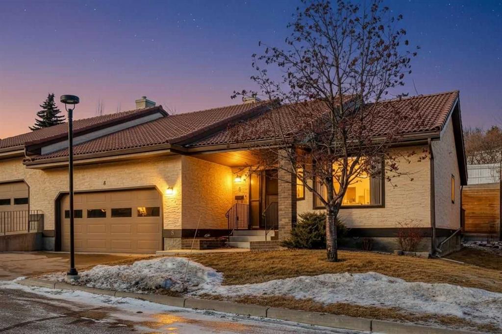118 Strathcona Road, Calgary, MLS® # A2309842