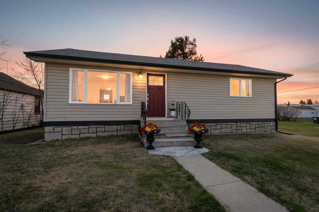 4923 51 Avenue, Holden, MLS® # A2310334