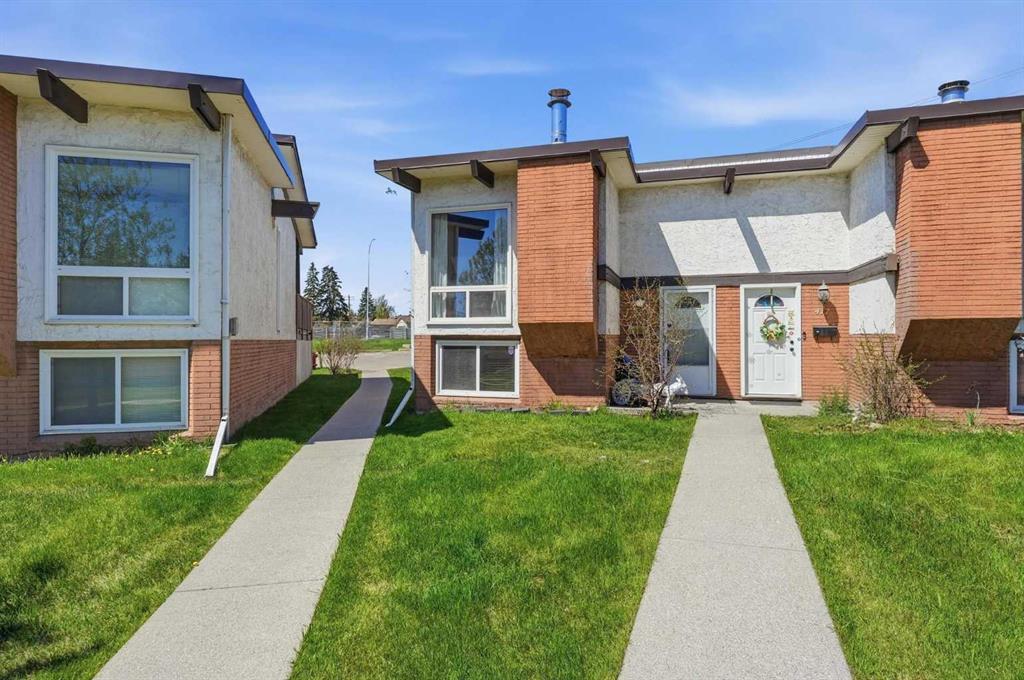416 Pinemont Gate, Calgary, MLS® # A2310911