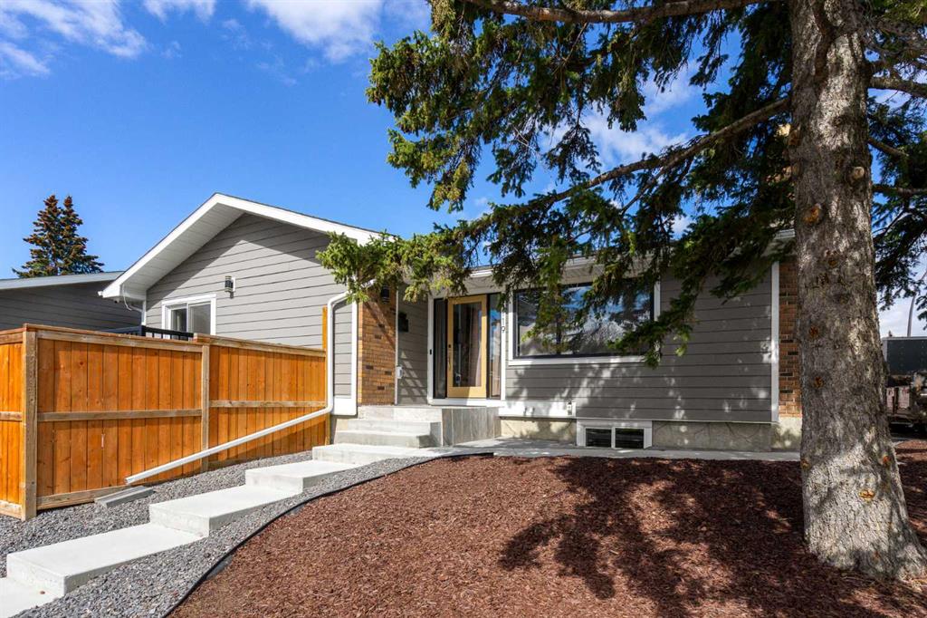 119 Silvercreek Close, Calgary, MLS® # A2310965