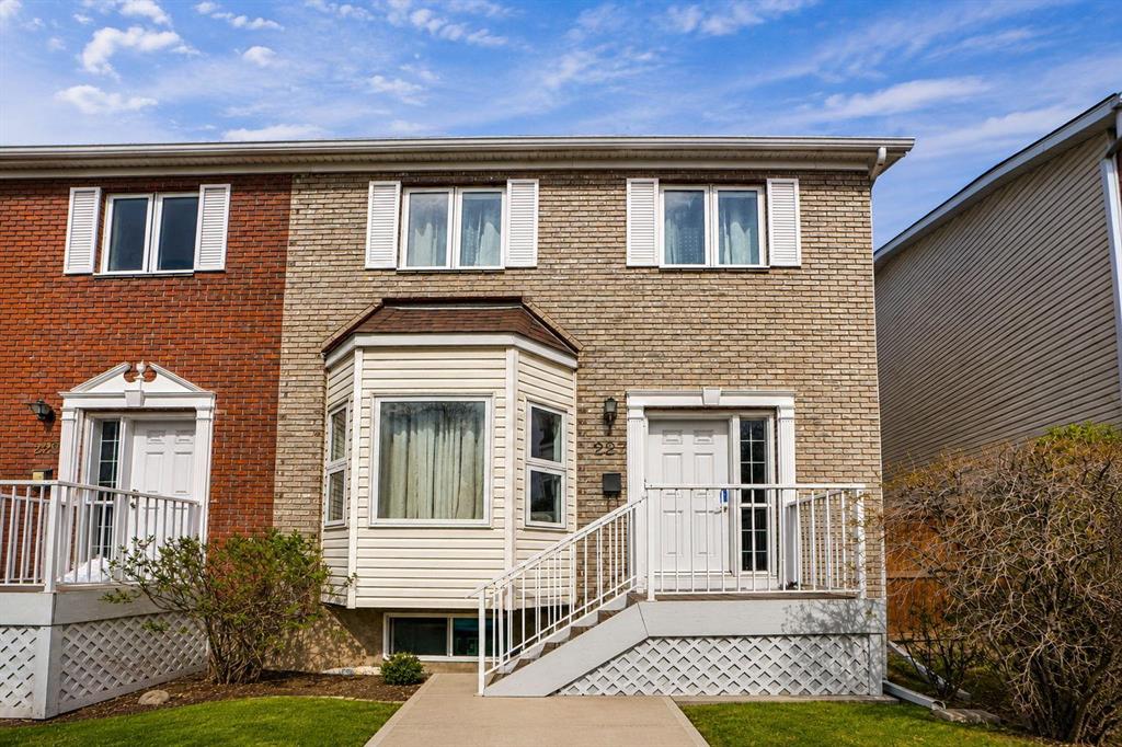 Real Estate Listing MLS A2312775