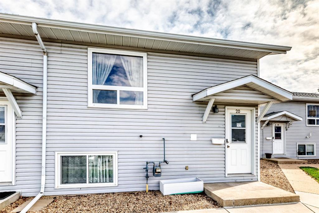 10 Fairbank Road, Red Deer, MLS® # A2313103