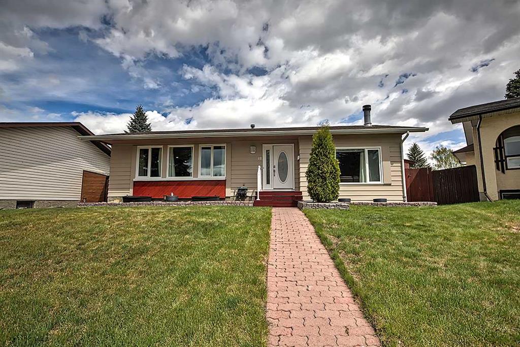 Real Estate Listing MLS A2313135