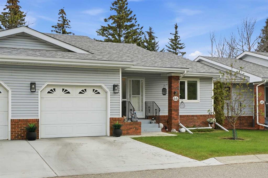 44 Vandoos Gardens, Calgary, MLS® # A2313465
