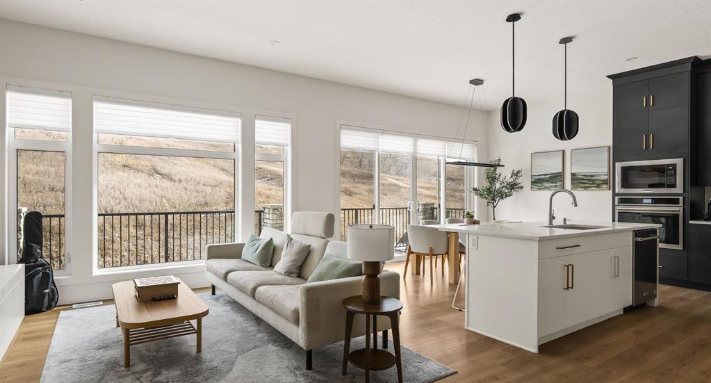 68 Cranbrook Cape, Calgary, MLS® # A2313924