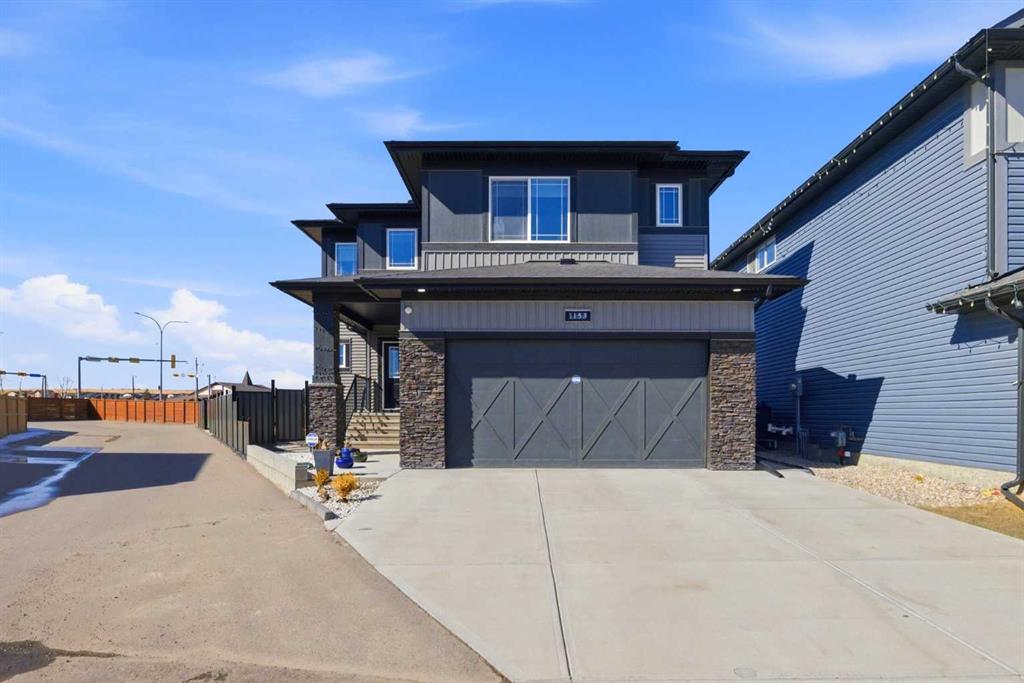 Real Estate Listing MLS A2315700