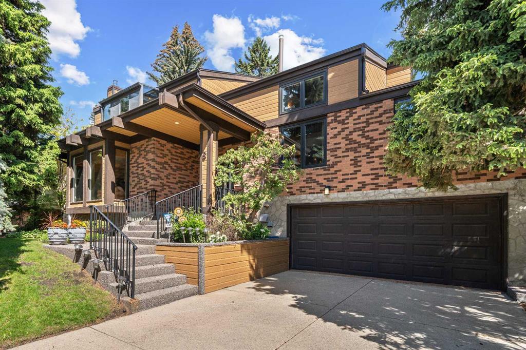 8 Varsplain Place, Calgary, MLS® # A2316291