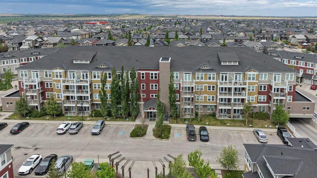 Real Estate Listing MLS A2316648
