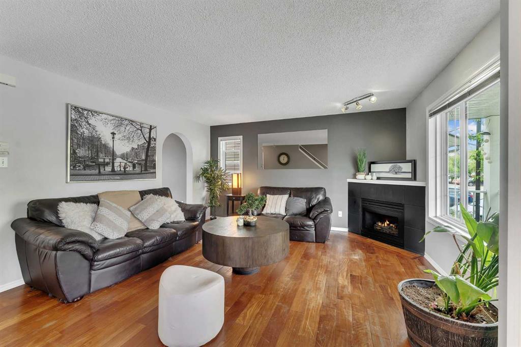4 Stonegate Drive, Airdrie, MLS® # A2317940