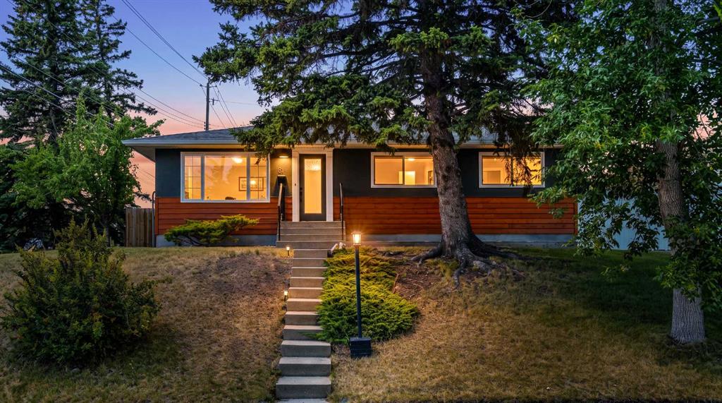 81 White Oak Crescent, Calgary, MLS® # A2319443