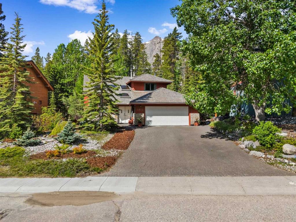 1072 Evergreen, Canmore, MLS® # A2319558