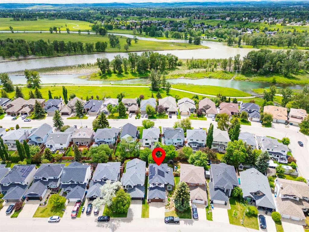 67 Douglas Shore Close, Calgary, MLS® # A2320087