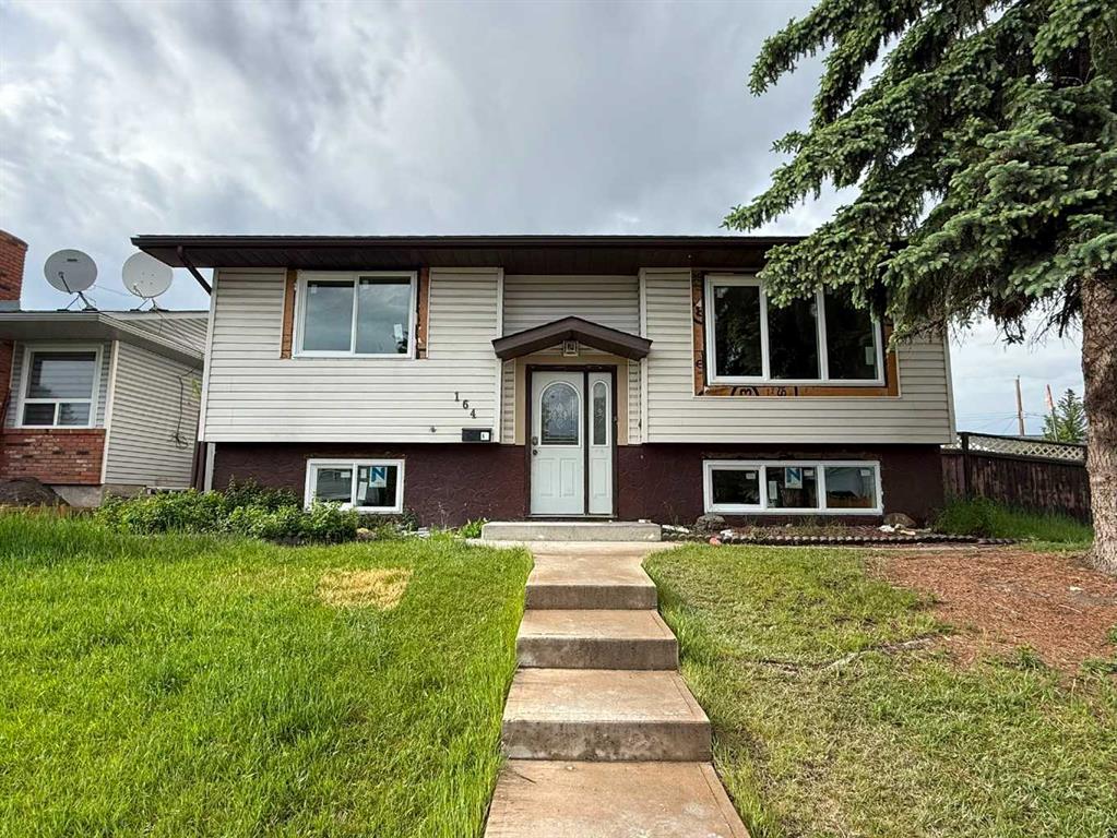 164 Manora Crescent, Calgary, MLS® # A2320238