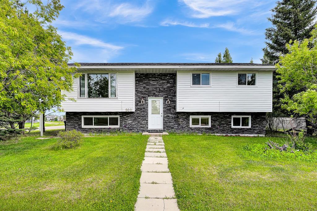 502 Maplewood Drive, Diamond Valley, MLS® # A2320520