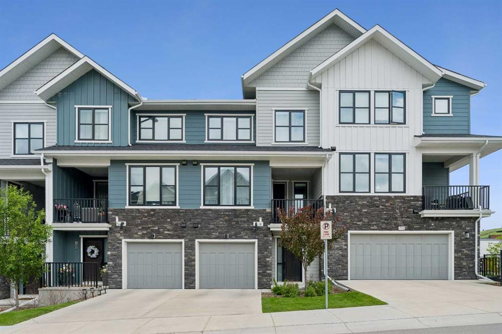 Real Estate Listing MLS A2321405