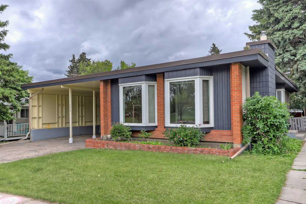 4315 Charleswood Drive, Calgary, MLS® # A2322109