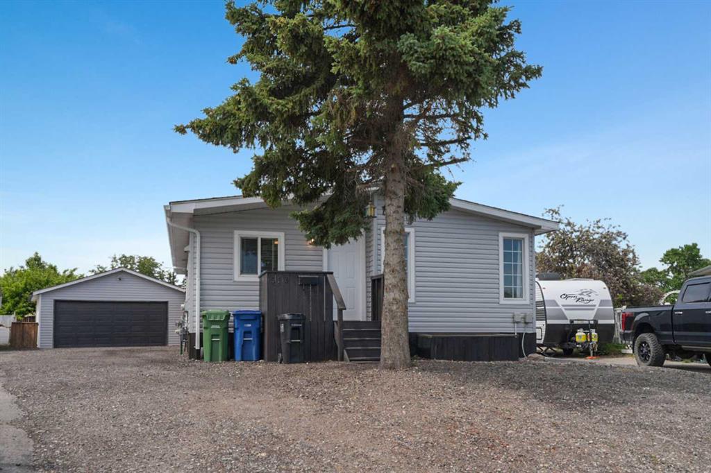 Real Estate Listing MLS A2324840