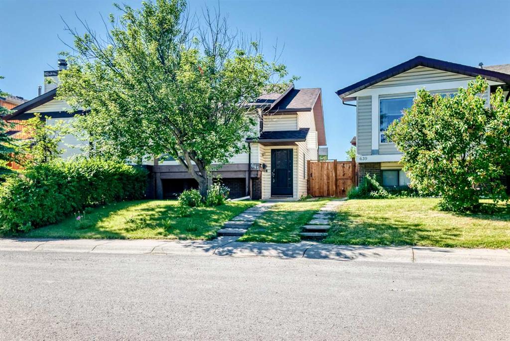 Real Estate Listing MLS A2326740