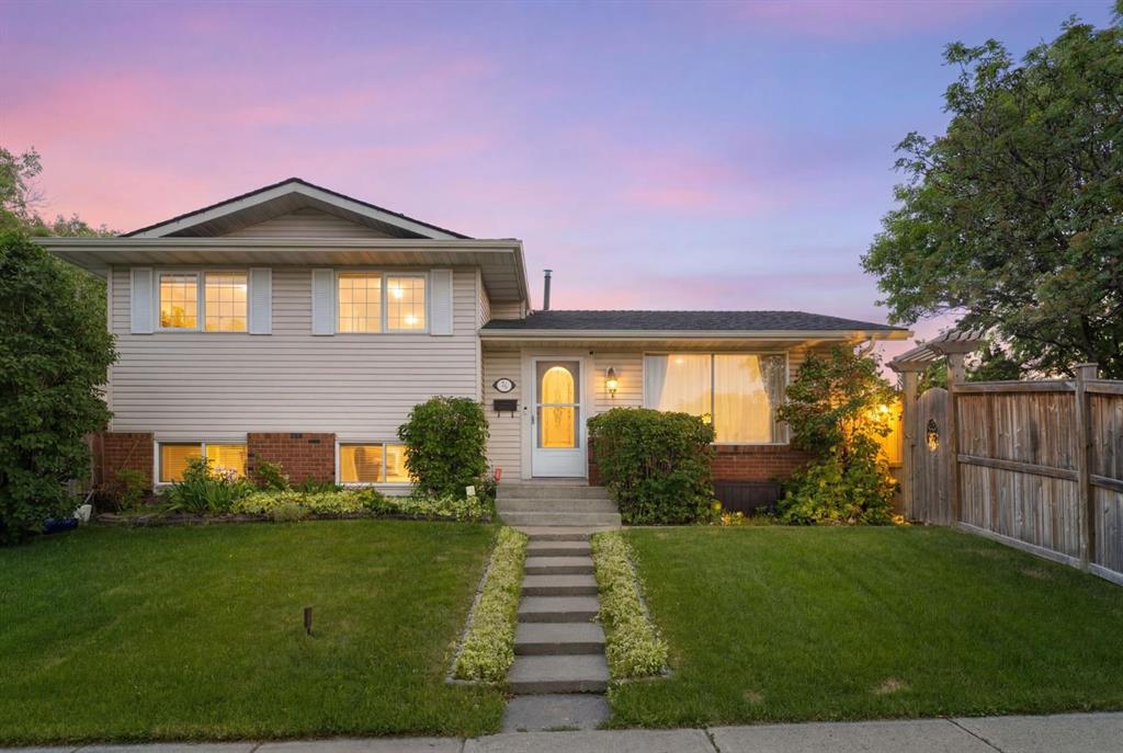 Real Estate Listing MLS A2326850