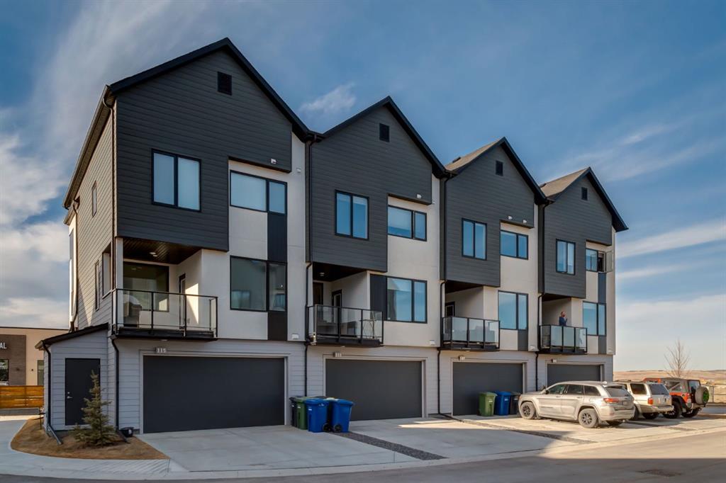 Real Estate Listing MLS A2327938