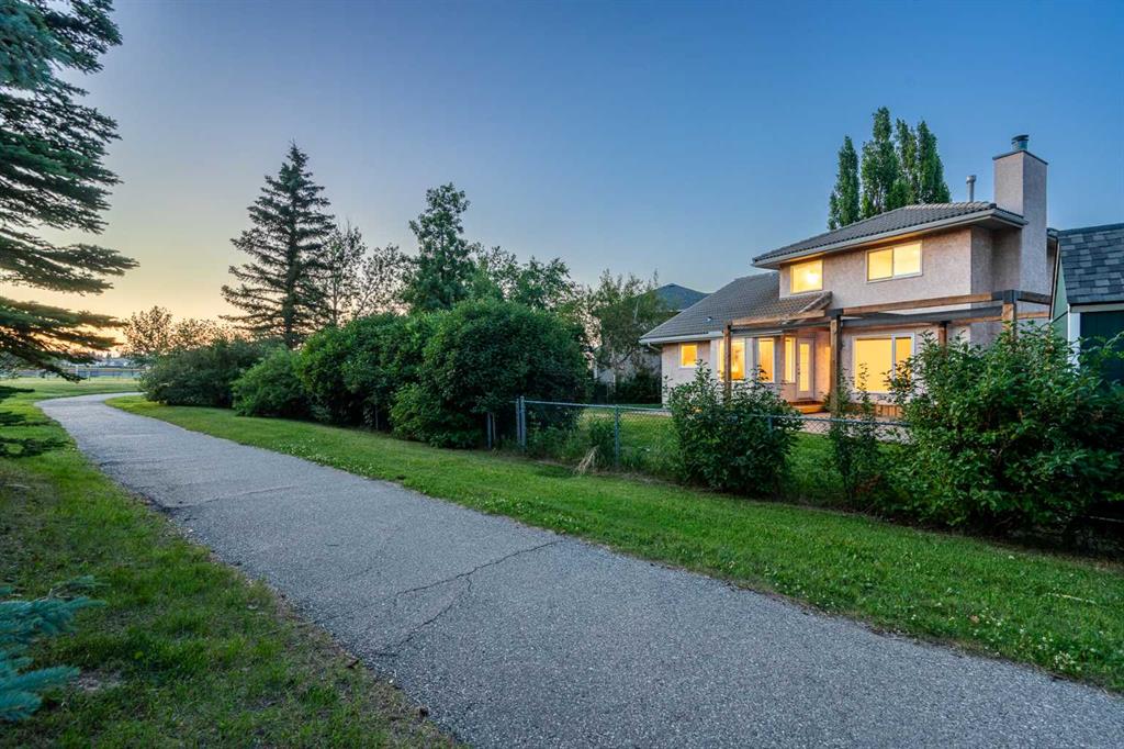 88 Sandringham Close, Calgary, MLS® # A2329026