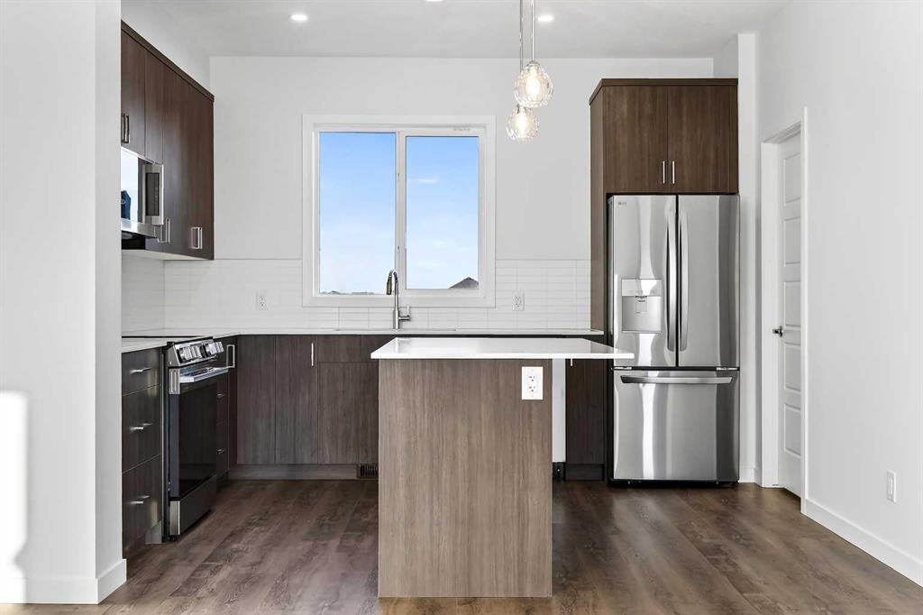 40 Creekside Way, Calgary, MLS® # A2329248