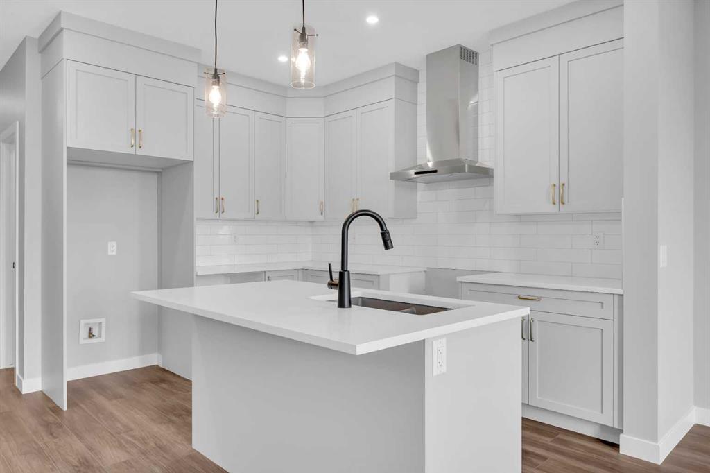 553 Hotchkiss Drive, Calgary, MLS® # A2329400