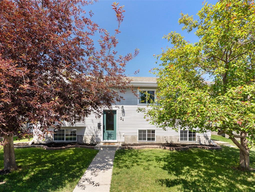 34 West Mcmanus Road, Cochrane, MLS® # A2329442