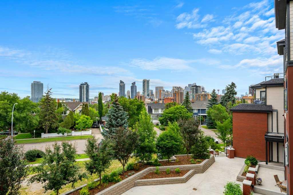 1702 17 Avenue, Calgary, MLS® # A2329752